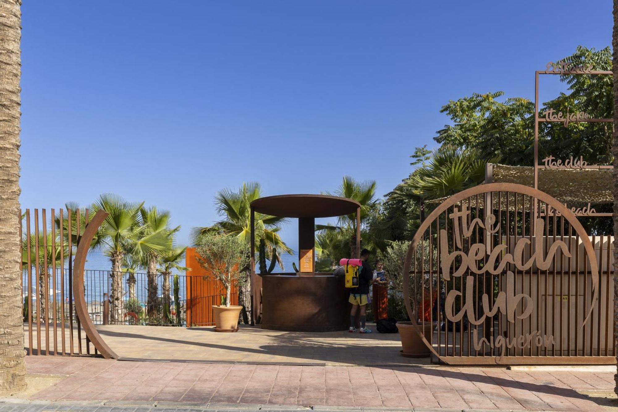 Premium Garden In Higueron *